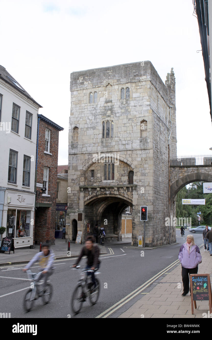 Monk bar gateway on the York city walls, West Yorkshire Stock Photo Alamy