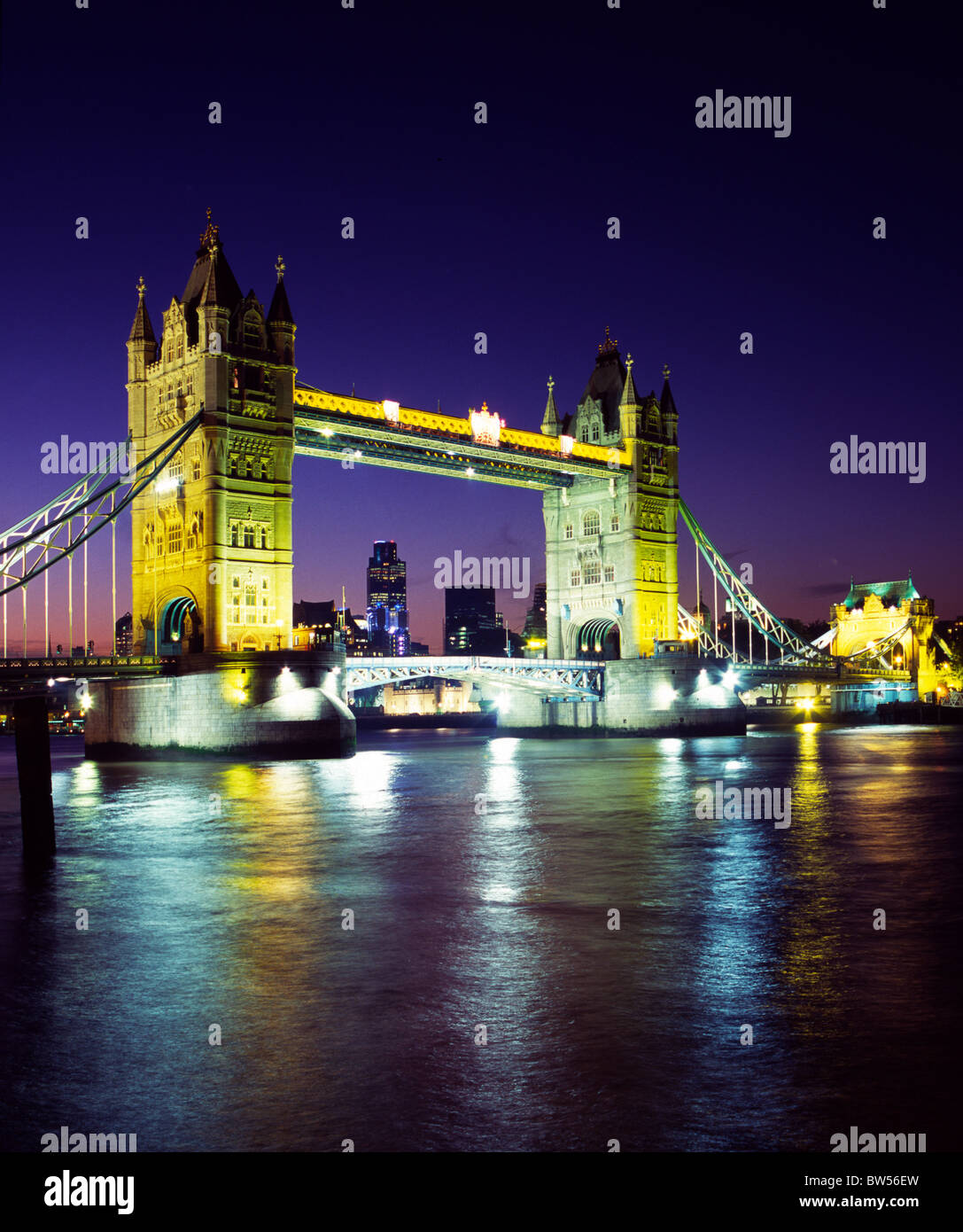 View illuminated bridges in hi-res stock photography and images - Alamy