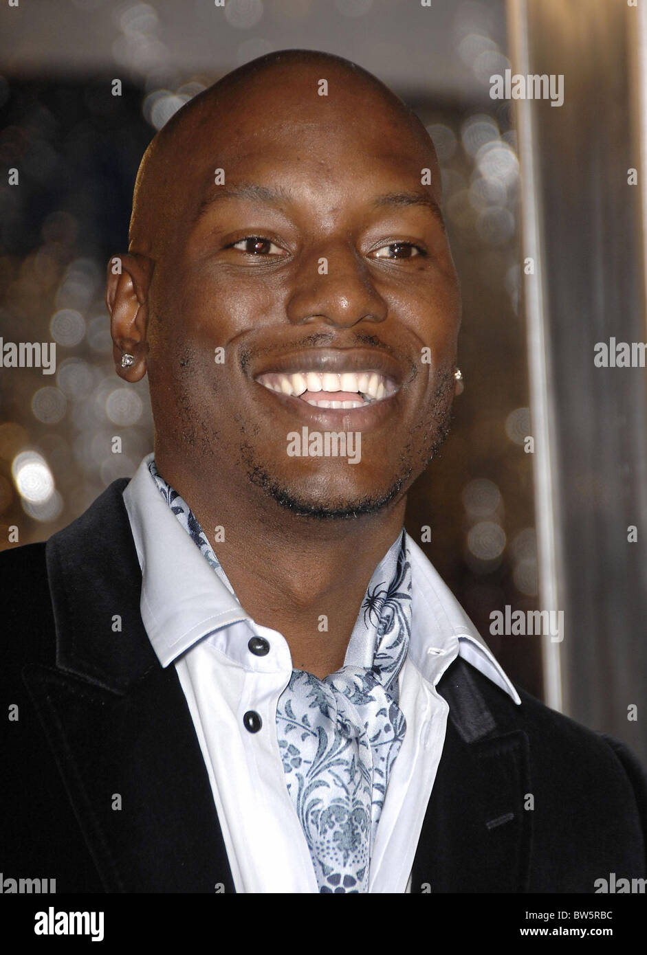 Benjamin Button Rapper The Los Angeles Premiere of THE CURIOUS CASE OF BENJAMIN BUTTON Stock ...