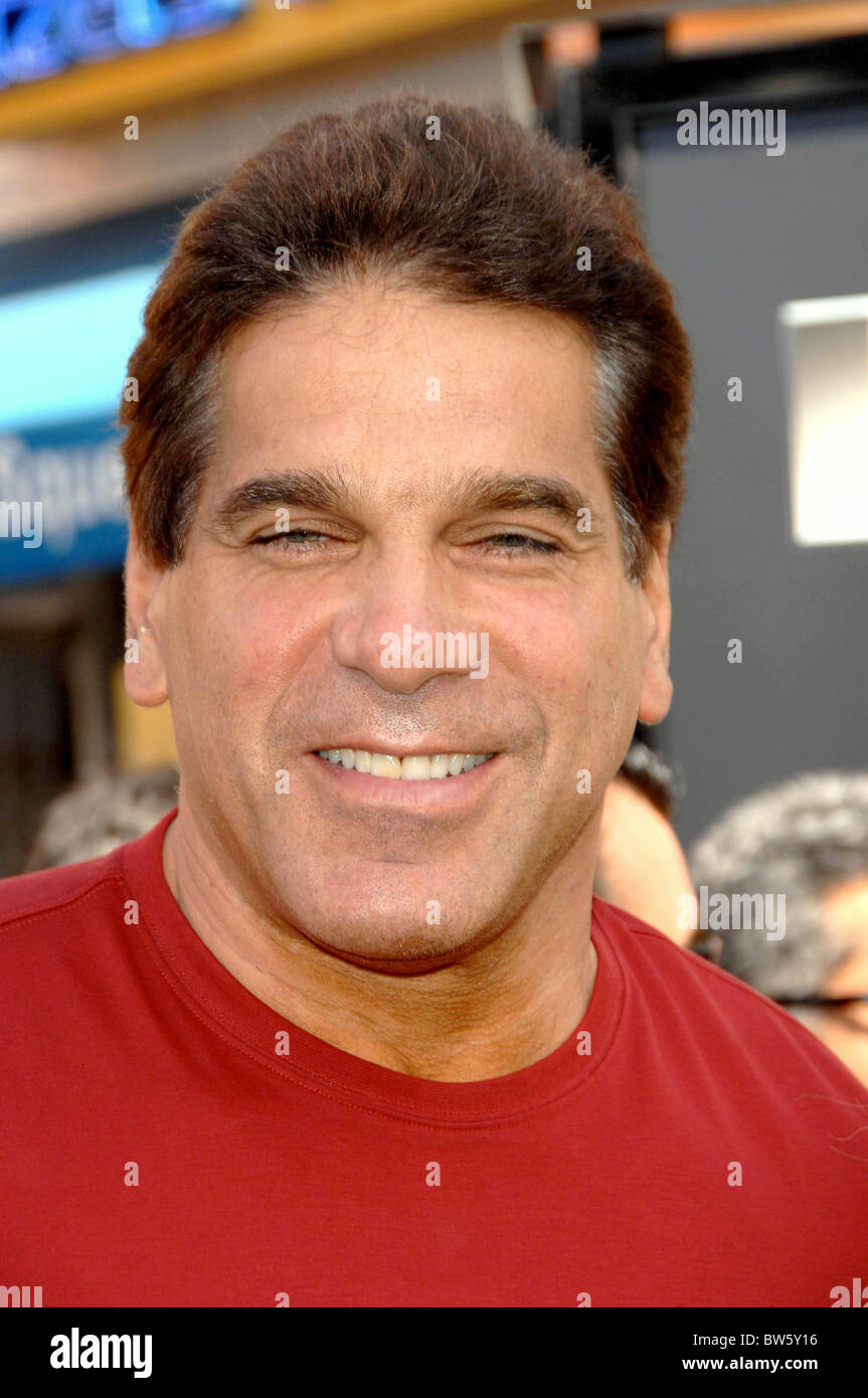 Lou ferrigno incredible hulk hi-res stock photography and images - Alamy