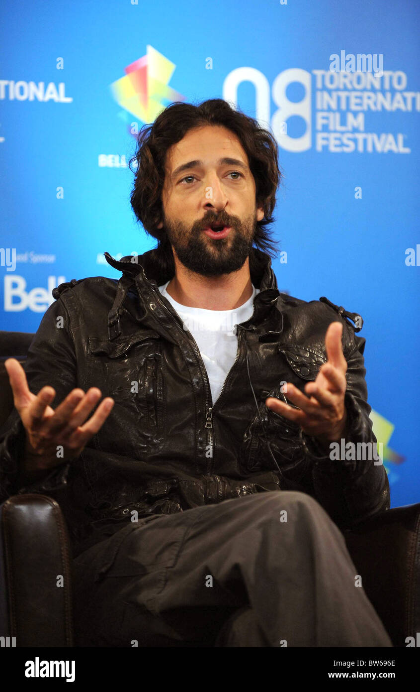 THE BROTHERS BLOOM Press Conference Stock Photo Alamy