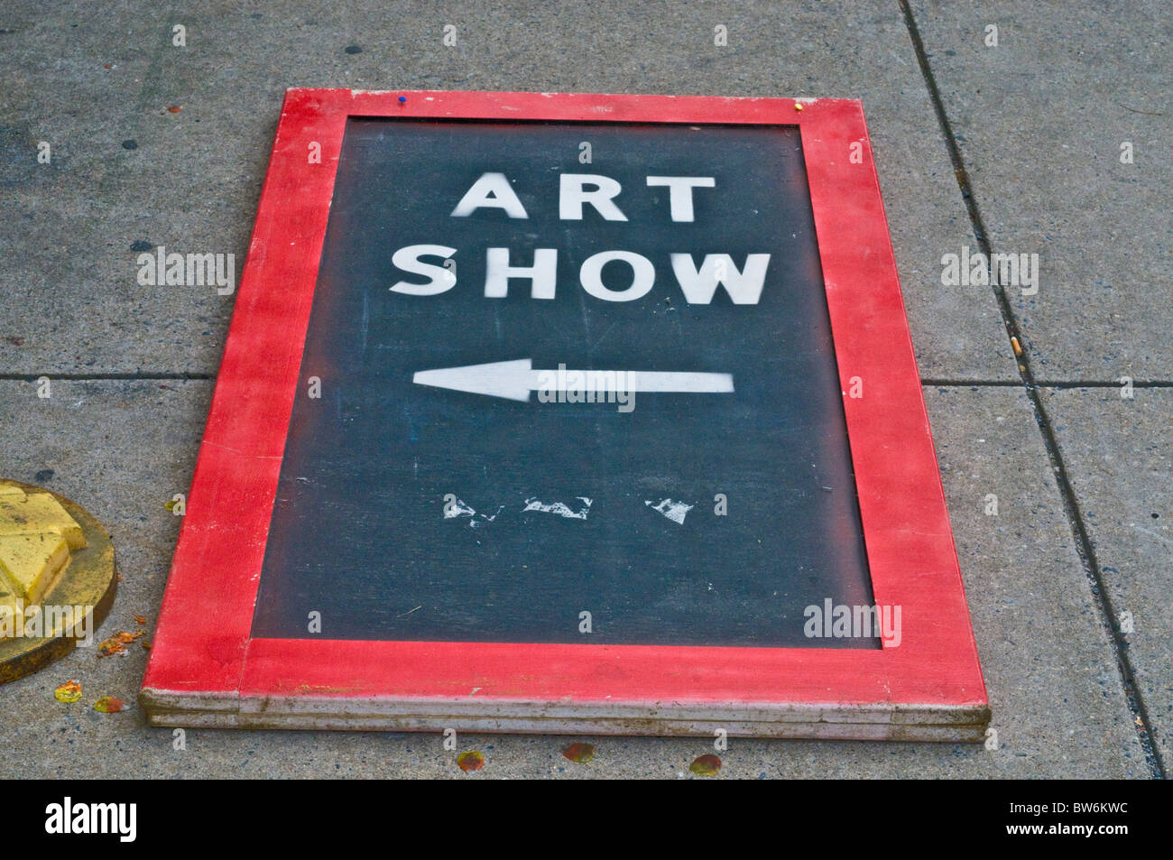 Directional sign for local art show Stock Photo Alamy