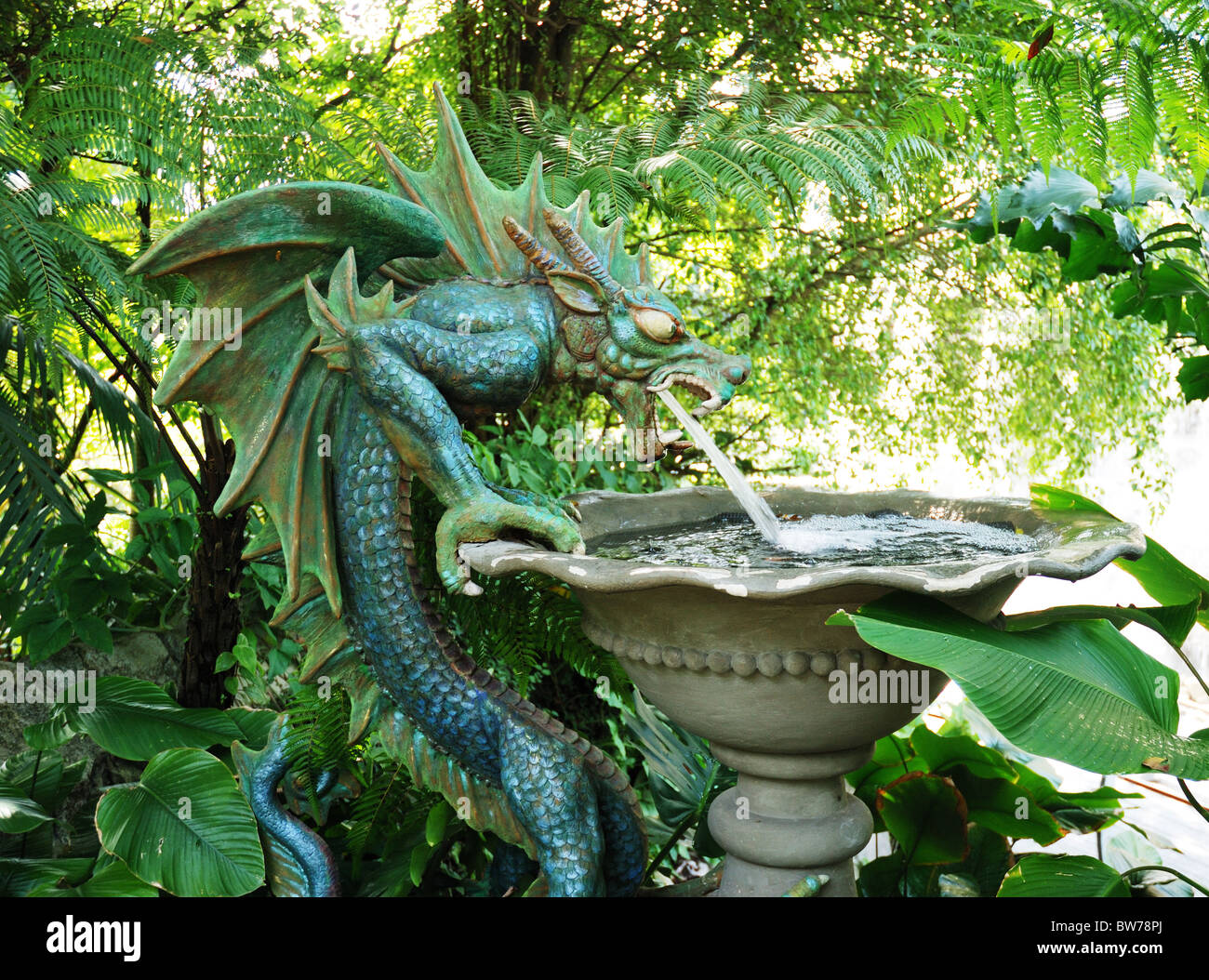 fountain green asian personals Shop for-and learn about-antique and vintage inkwells inkwells are as old as the written word the first inkwells were probably just fist-sized stones with. fountain green asian personals Shop for-and learn about-antique and vintage inkwells inkwells are as old as the written word the first inkwells were probably just fist-sized stones with.