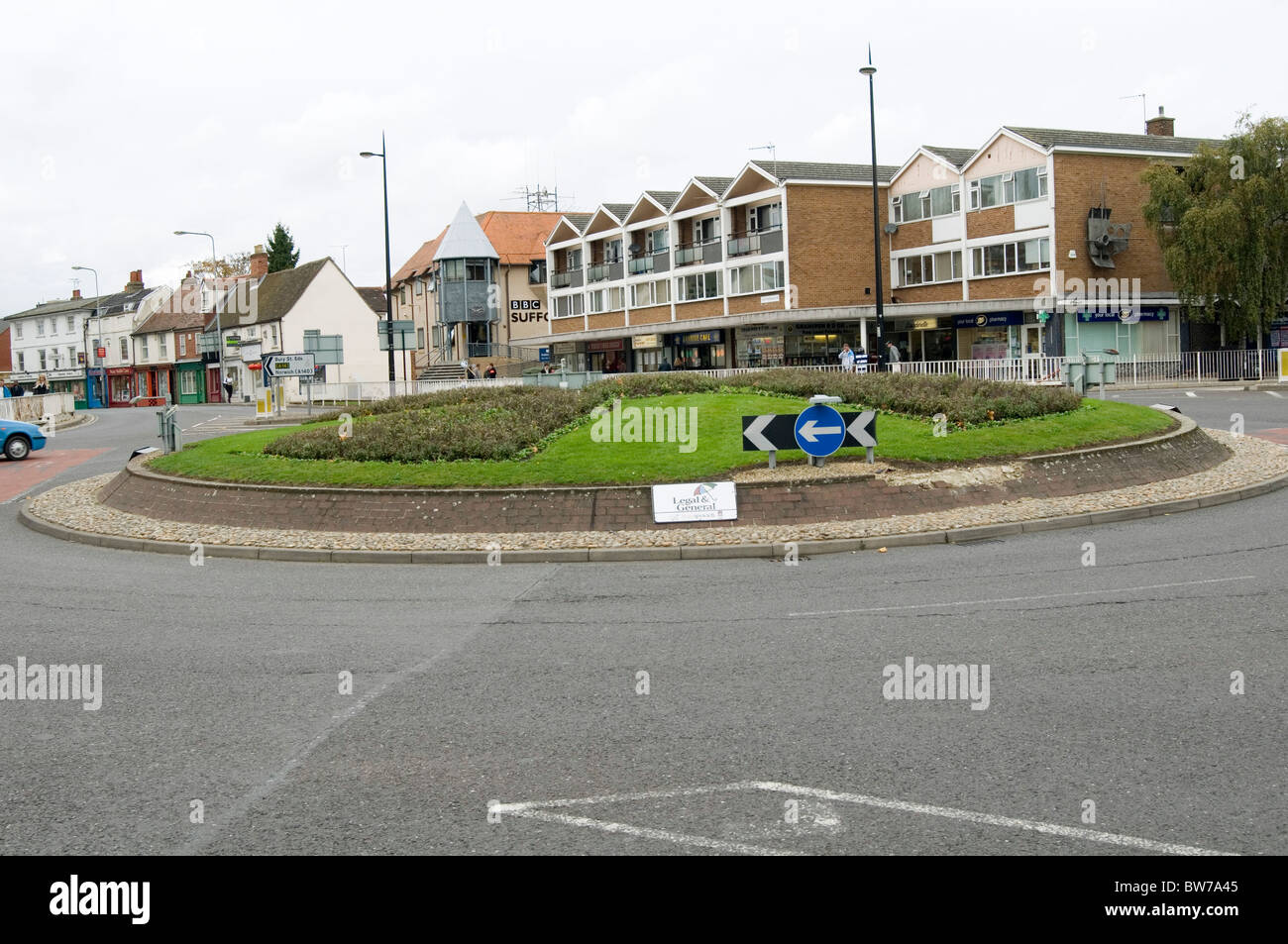 roundabouts roundabout traffic circles roads road junction junctions uk town planning planners planner Stock Photo