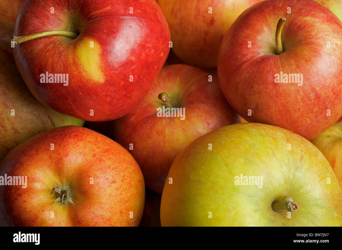 English apples hires stock photography and images Alamy