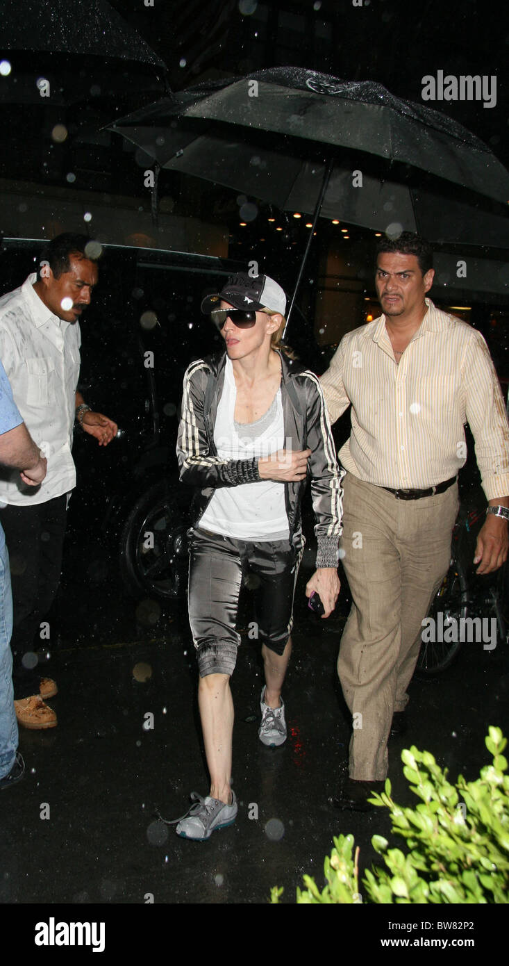 Madonna attend hi-res stock photography and images - Alamy