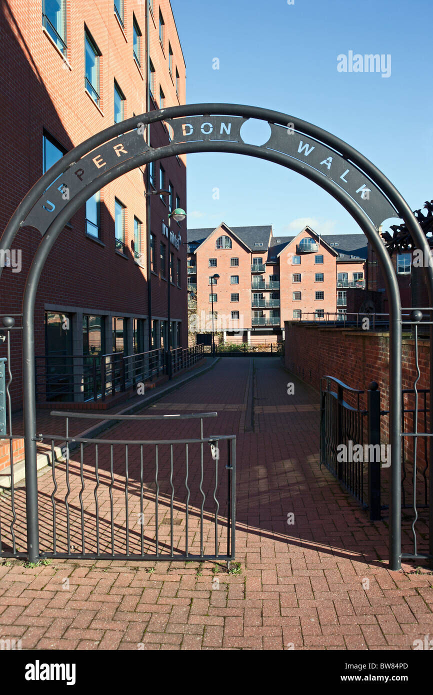 Upper Don Riverside Walk entrance, Sheffield Stock Photo