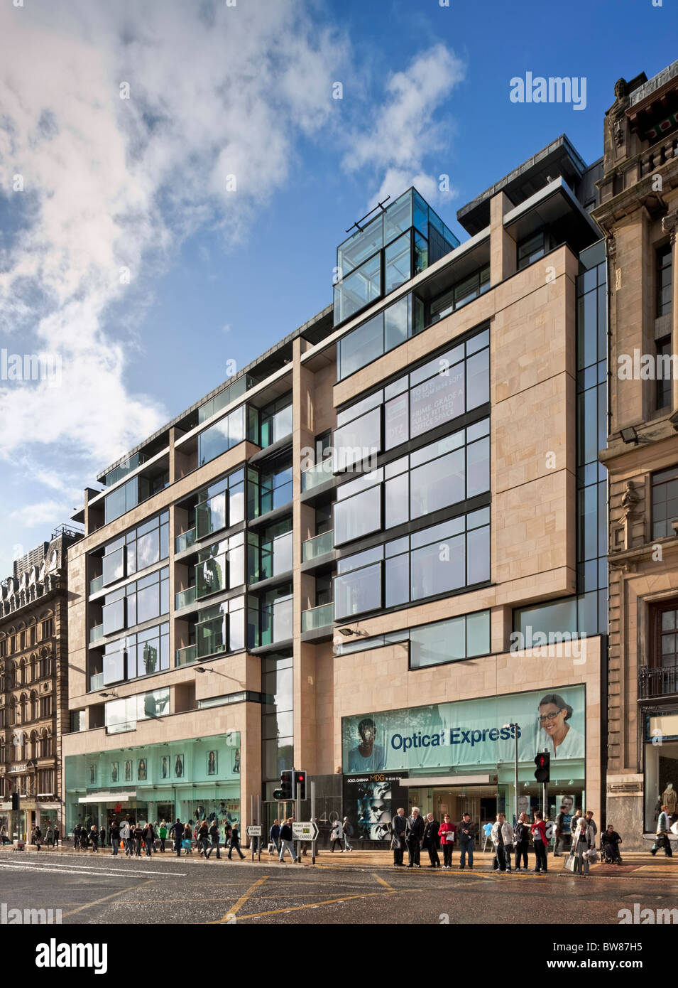 Retail and office development in Princes Street, Edinburgh Stock Photo