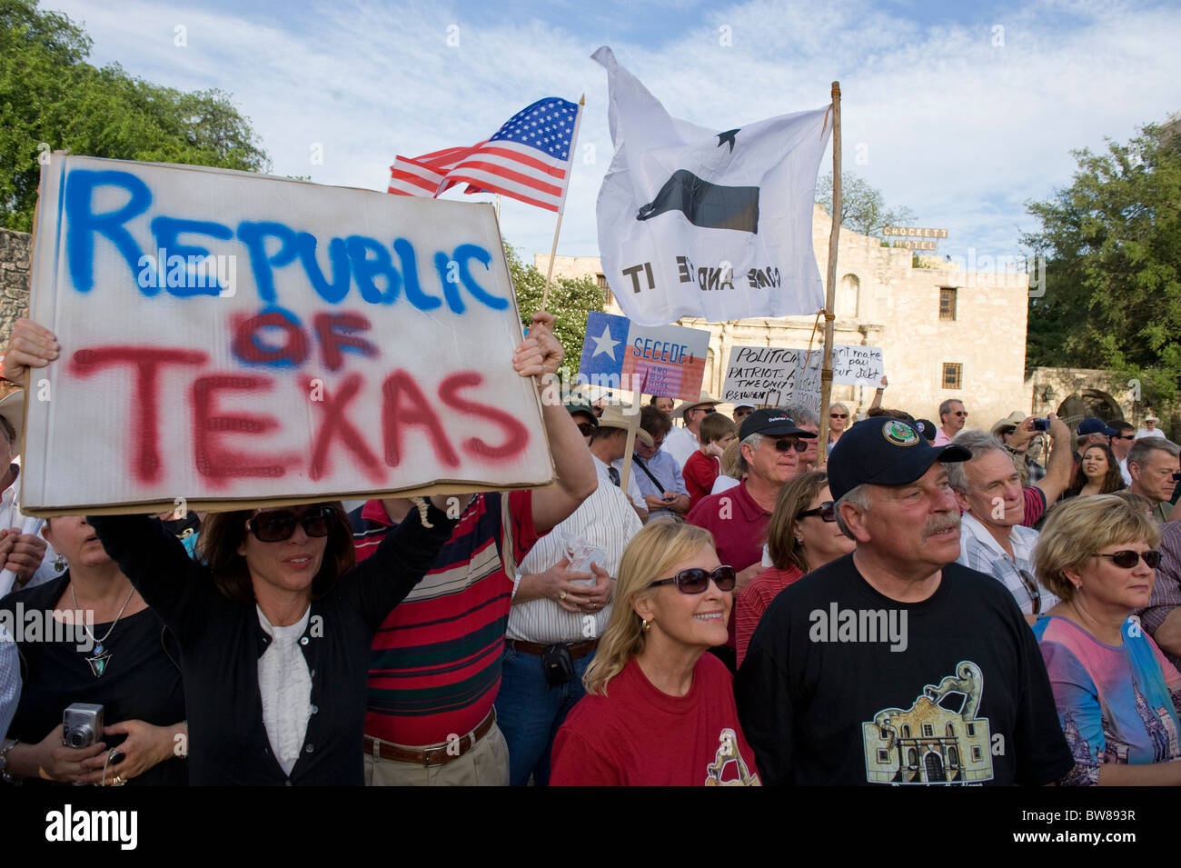 'Tea Party' rally protesting federal bailouts and President Obama's economic and immigration policies in San Antonio, Texas Stock Photo