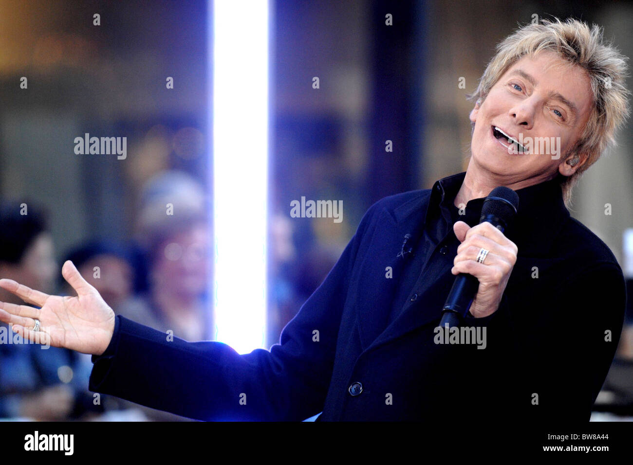 Barry manilow hires stock photography and images Alamy