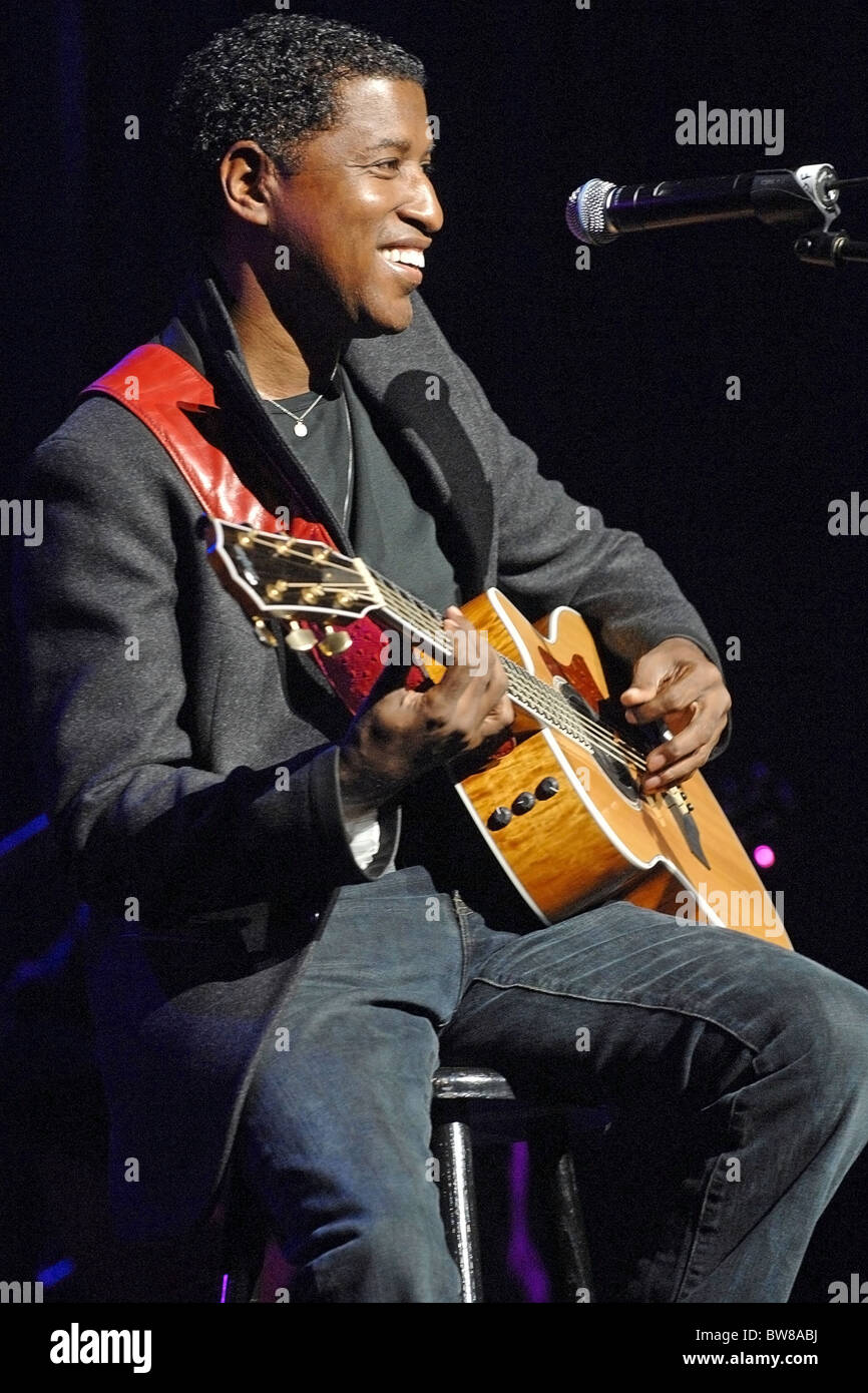 106.7 FM Radio's One Night With Lite Concert Stock Photo - Alamy
