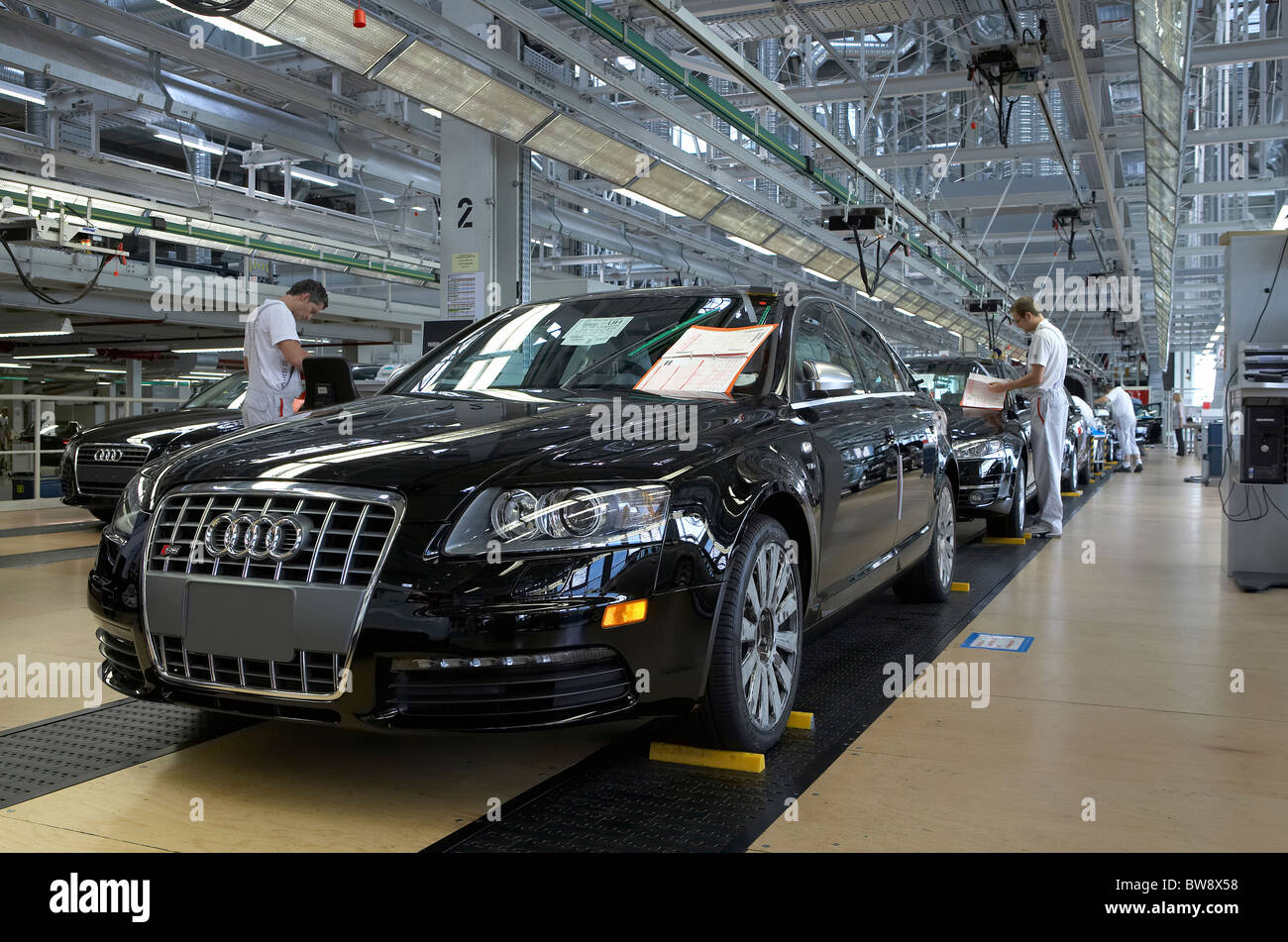 audi ag testing centre of a4 and a6 car models neckarsulm germany audi ag