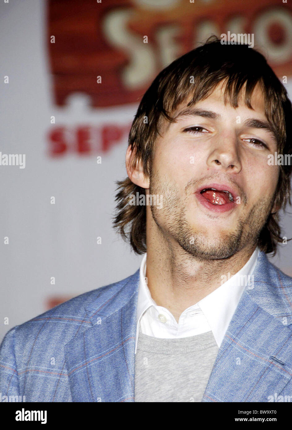 OPEN SEASON Premiere Stock Photo - Alamy