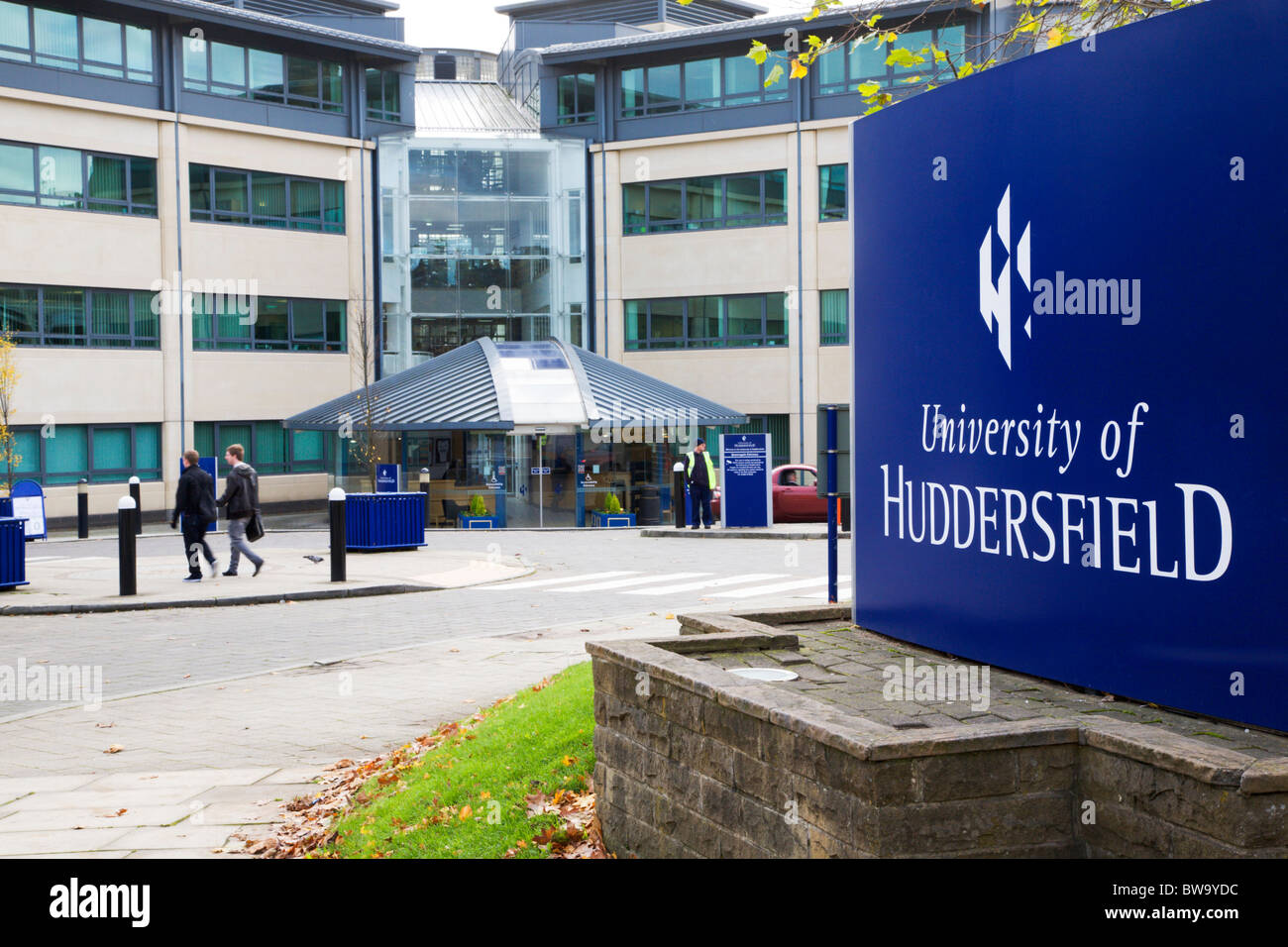 Harold Wilson Building University Of Huddersfield West Yorkshire Stock harold-wilson-building-university-of-huddersfield-west-yorkshire-stock