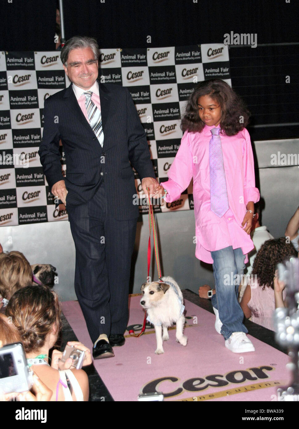 Animal Fair Magazine 8th Annual Paws for Style Celebrity Pet Fashion Show Stock Photo - Alamy Animal Fair Magazine 8th Annual Paws for Style Celebrity Pet Fashion Show Stock Photo - Alamy