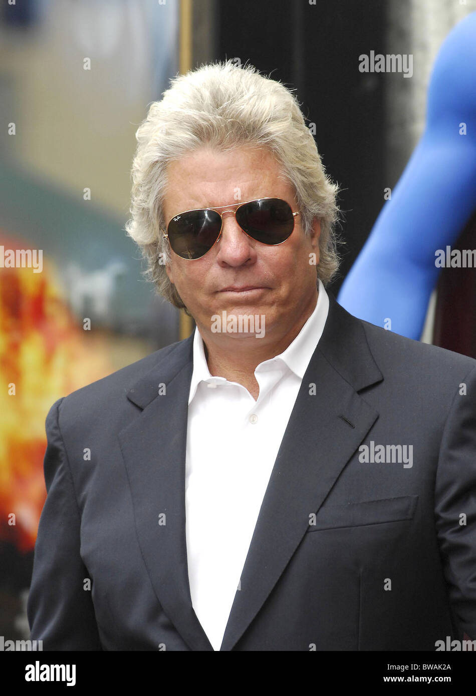 Jon peters producer hi-res stock photography and images - Alamy