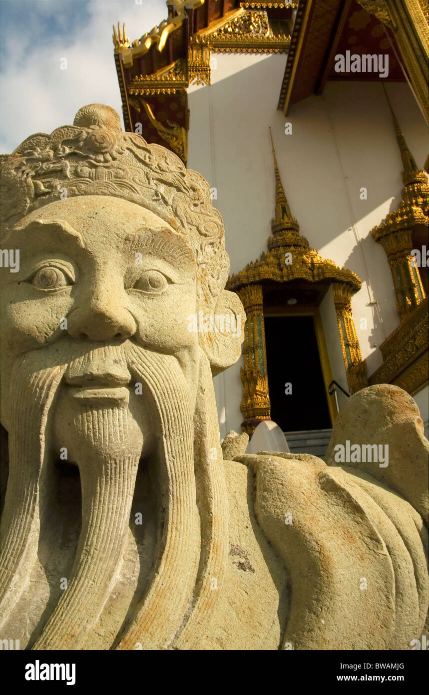 Sculpture at Bangkok Royal palace Stock Photo - Alamy