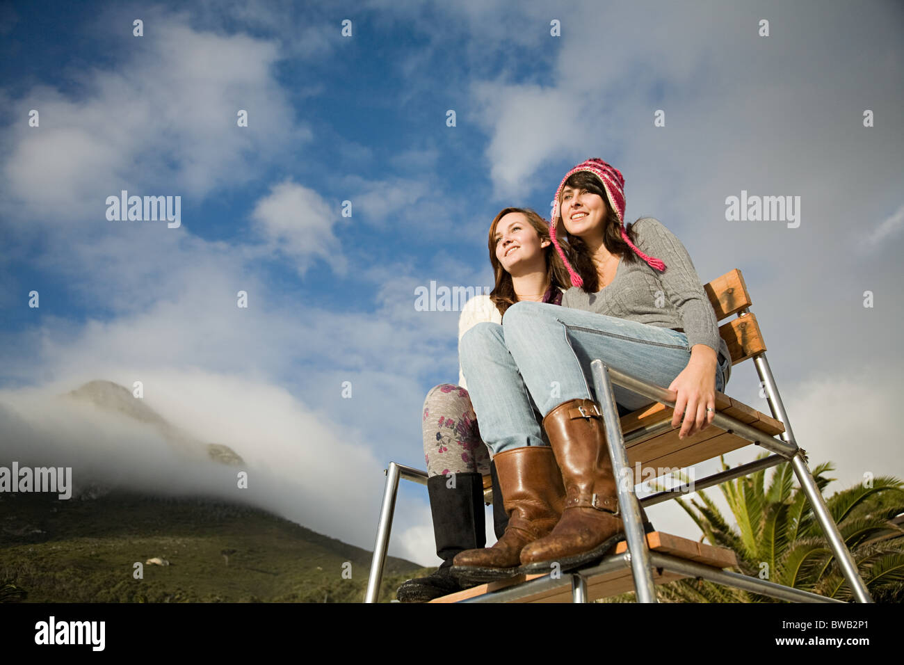 Two young girls on beach hi-res stock photography and images - Page 30 -  Alamy