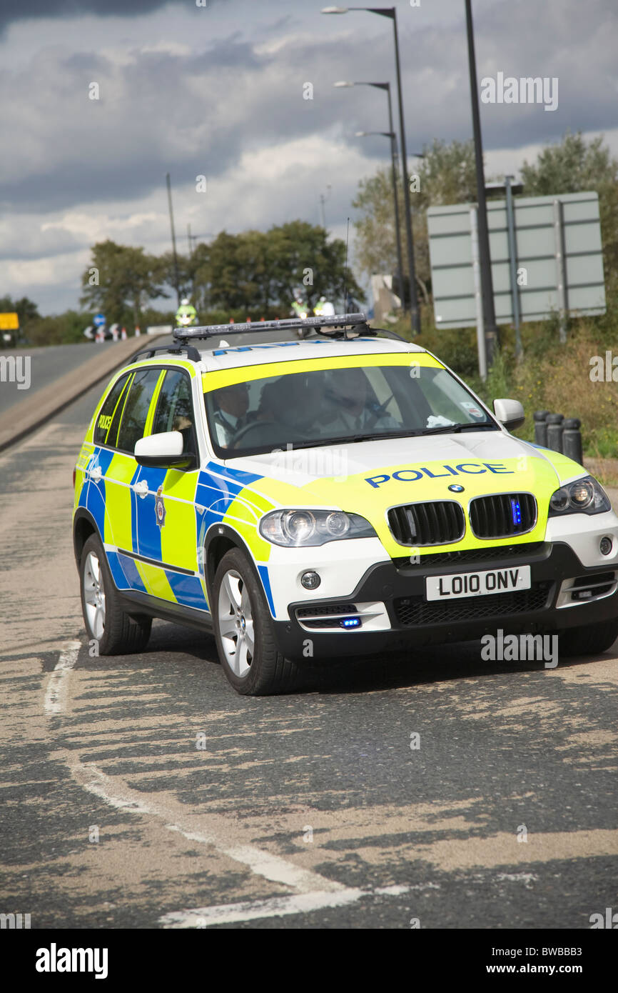Uk police car bmw hi-res stock photography and images - Alamy
