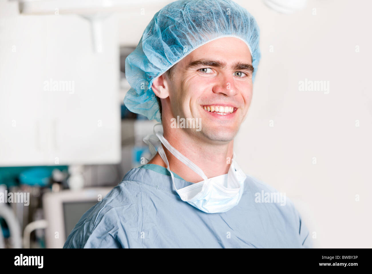 A portrait of a surgeon in an operating room Stock Photo - Alamy