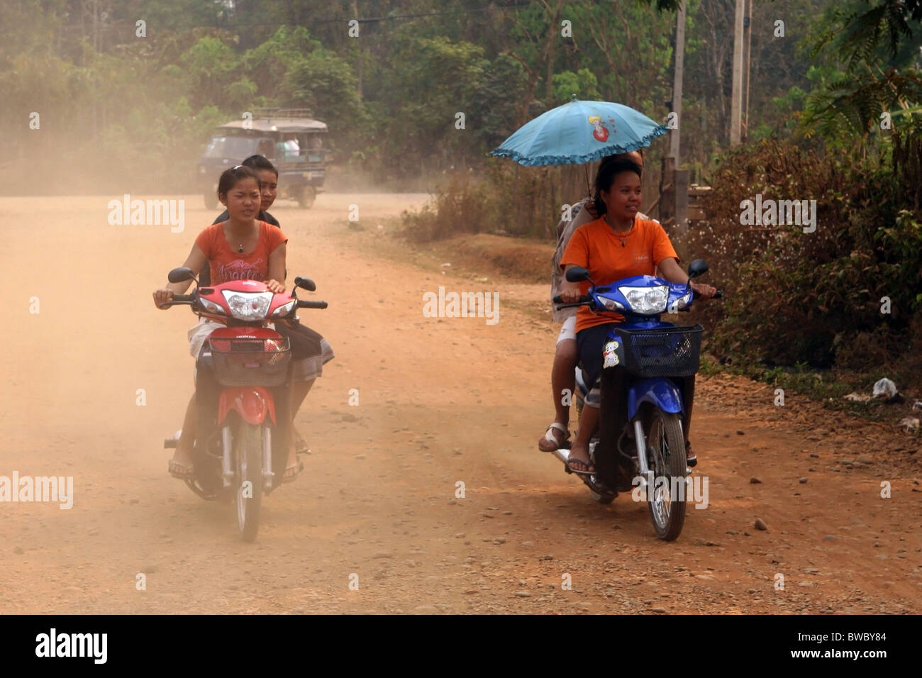 Teenager tuning moped hi-res stock photography and images - Alamy