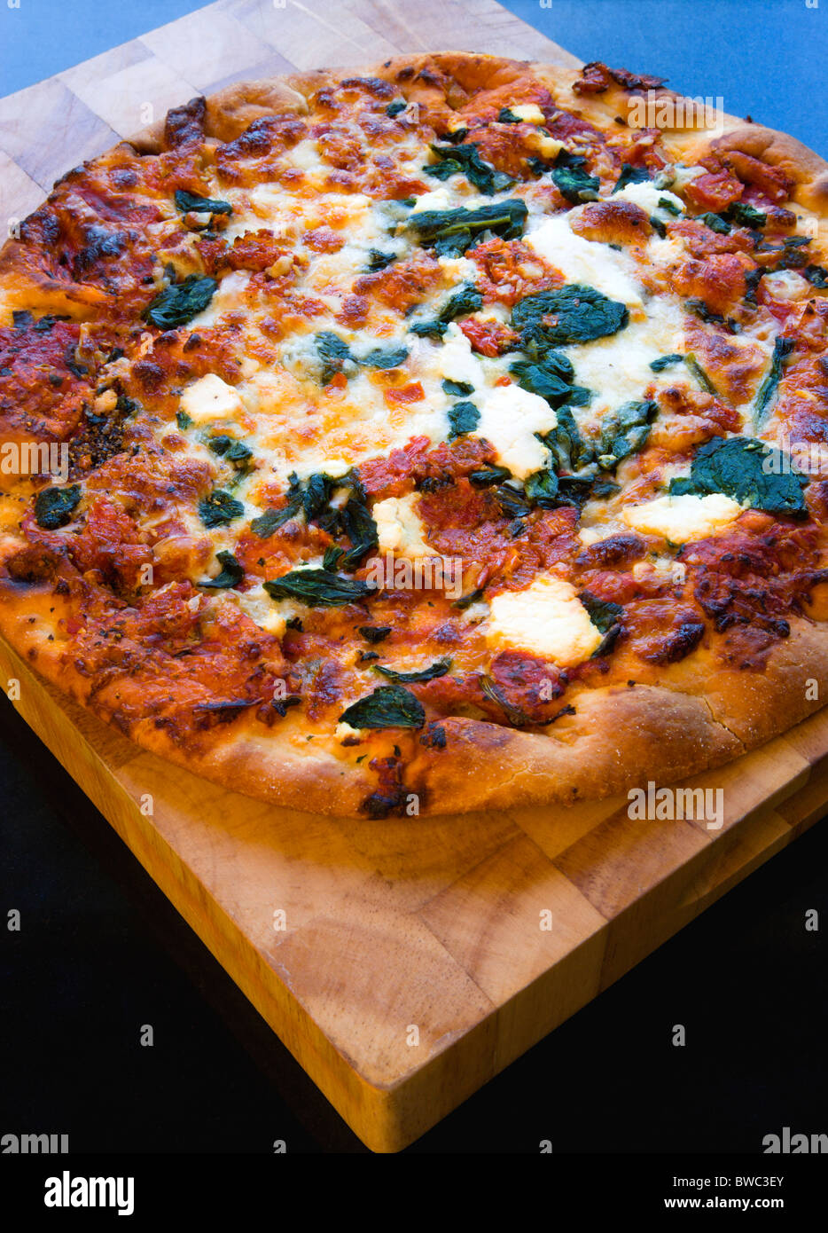 Food, Cooked, Pizza, Italian spinach and ricotta cheese pizza on wooden
