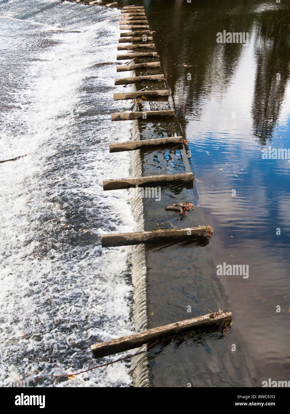 River weirs hires stock photography and images Alamy