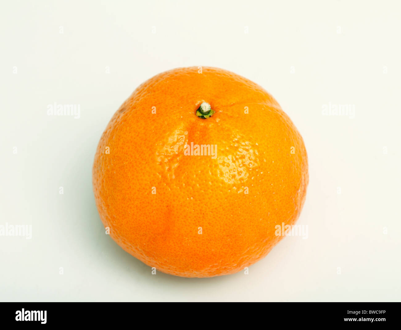 Tangerine (mandarin satsuma) isolated on white (cutout cutout