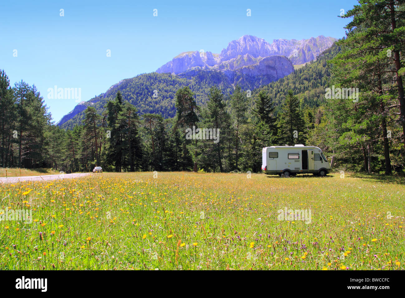 Autocaravan hi-res stock photography and images - Alamy