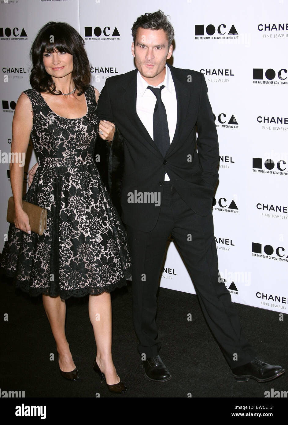 Balthazar Getty With His Wife Balthazar Getty Pizza For Three(01)