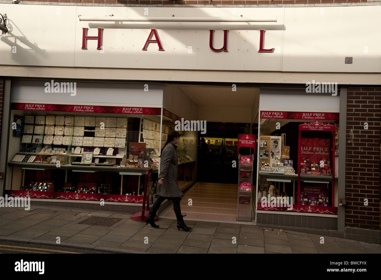 H samuel jewellery hires stock photography and images Alamy
