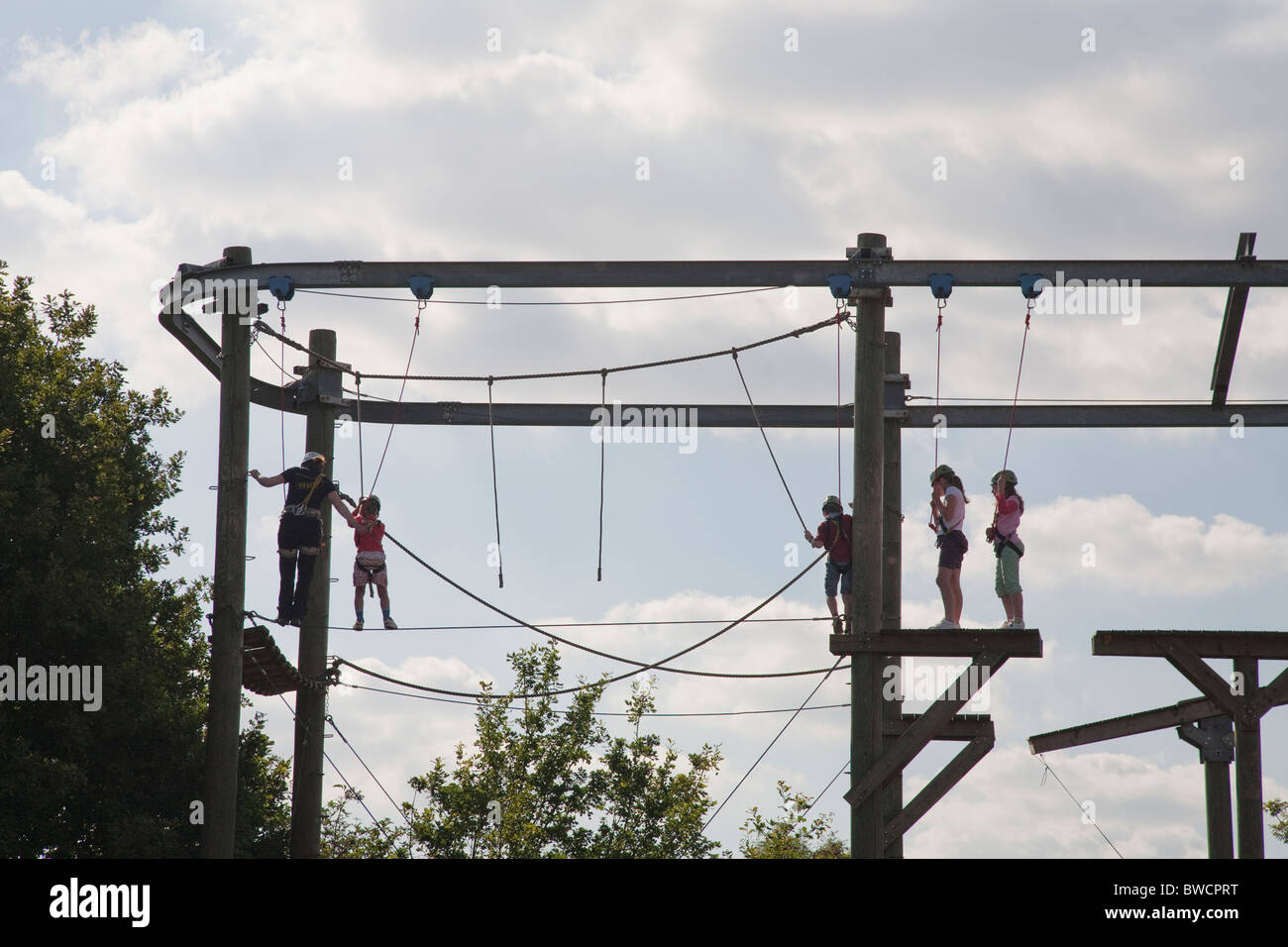 Children on the Rockblok high ropes adventure on Rutland Water Stock Photo