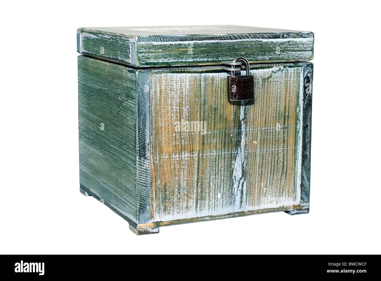 Locked chest hires stock photography and images Alamy
