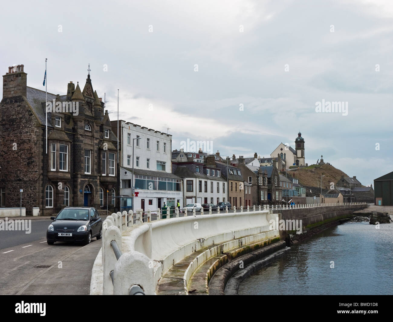 Shore Street on the harbourfront with Town Hall and Parish Church, Macduff, Aberdeenshire, Scotland, UK Stock Photo