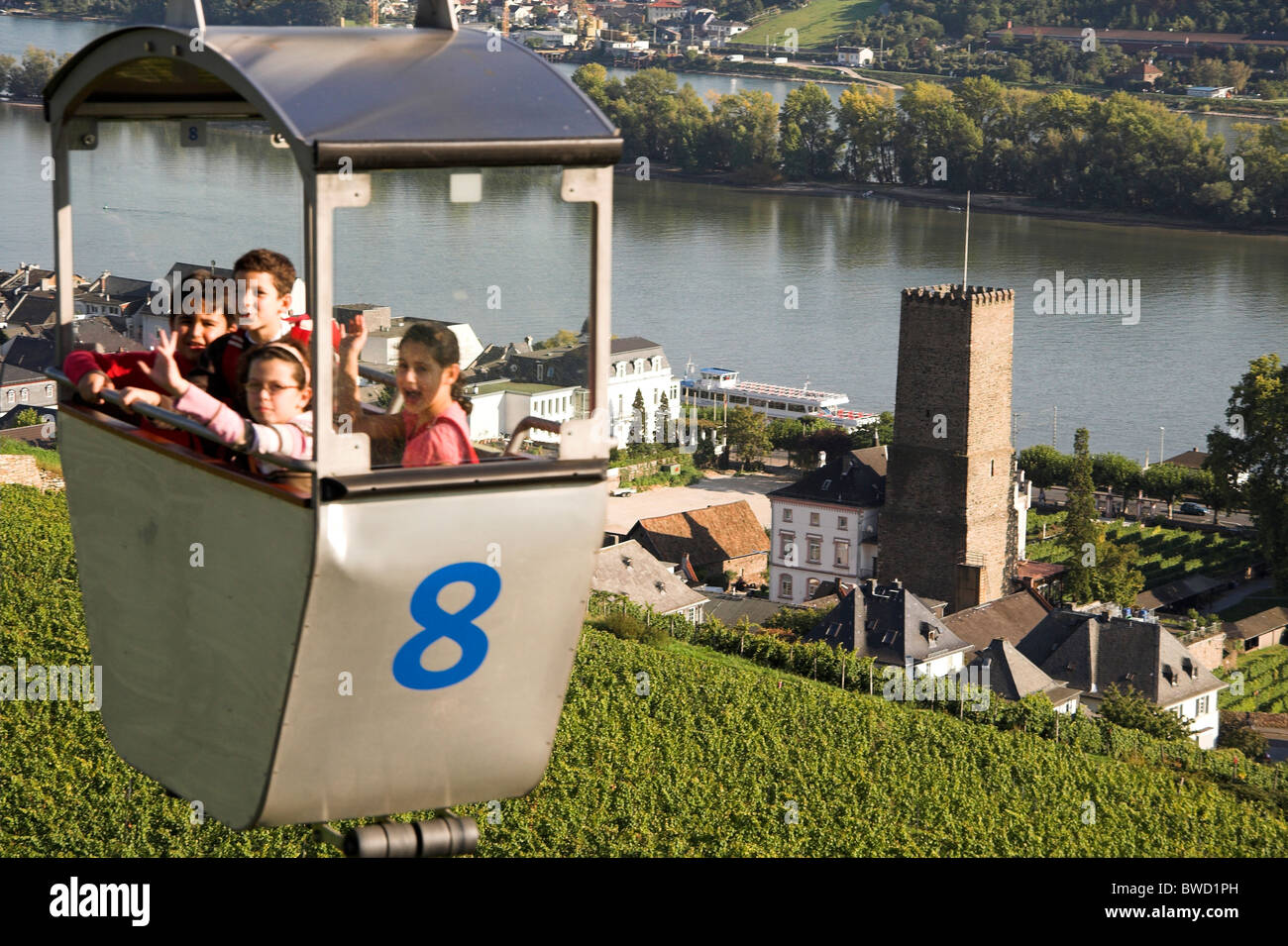 Rudesheim Germany Cable Car High Resolution Stock Photography And Images Alamy