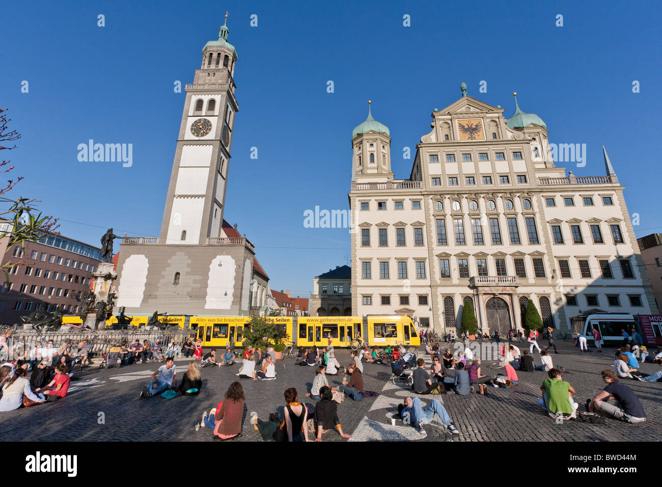 PEOPLE, TOWN HALL PLACE, PERLACH TOWER, TOWN HALL, AUGSBURG, BAVARIA, GERMANY Stock Photo