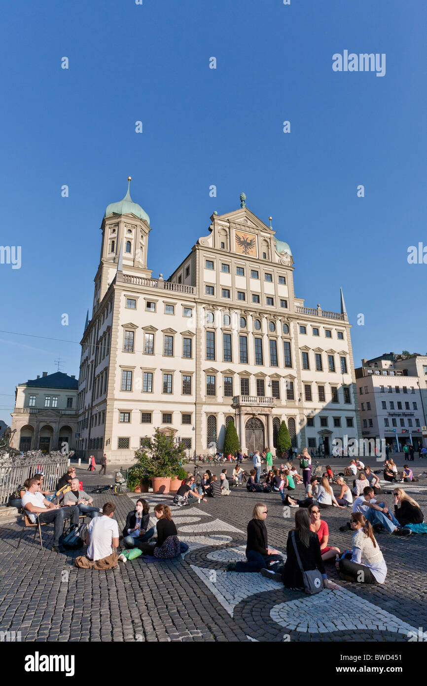 PEOPLE, TOWN HALL PLACE, PERLACH TOWER, TOWN HALL, AUGSBURG, BAVARIA, GERMANY Stock Photo