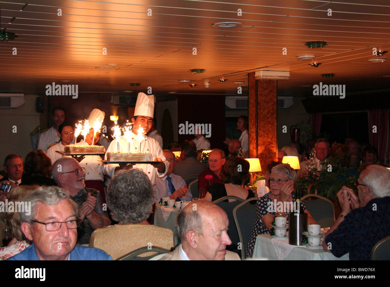 captains dinner on a cruise