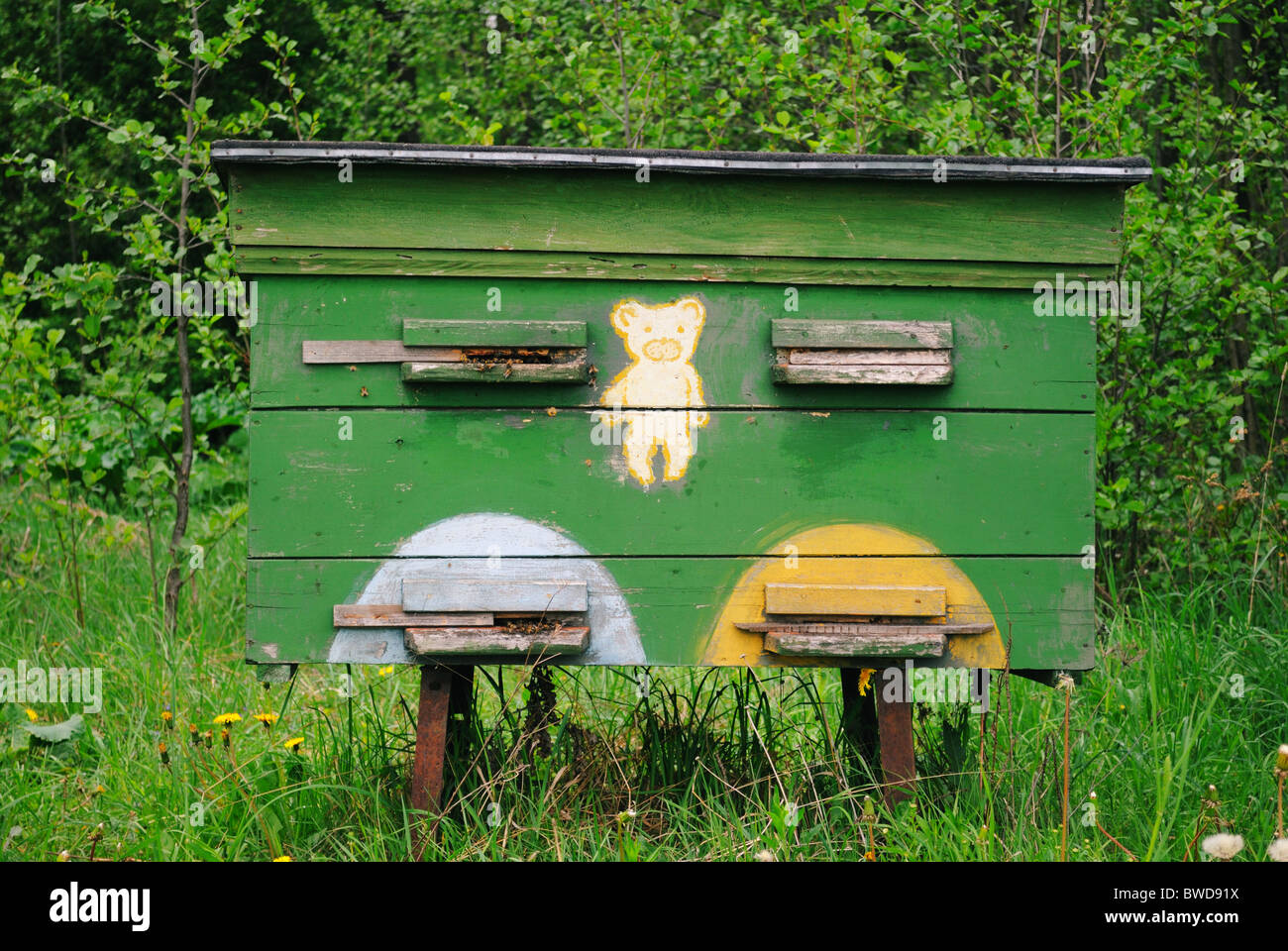 Beehive Stock Photo - Alamy