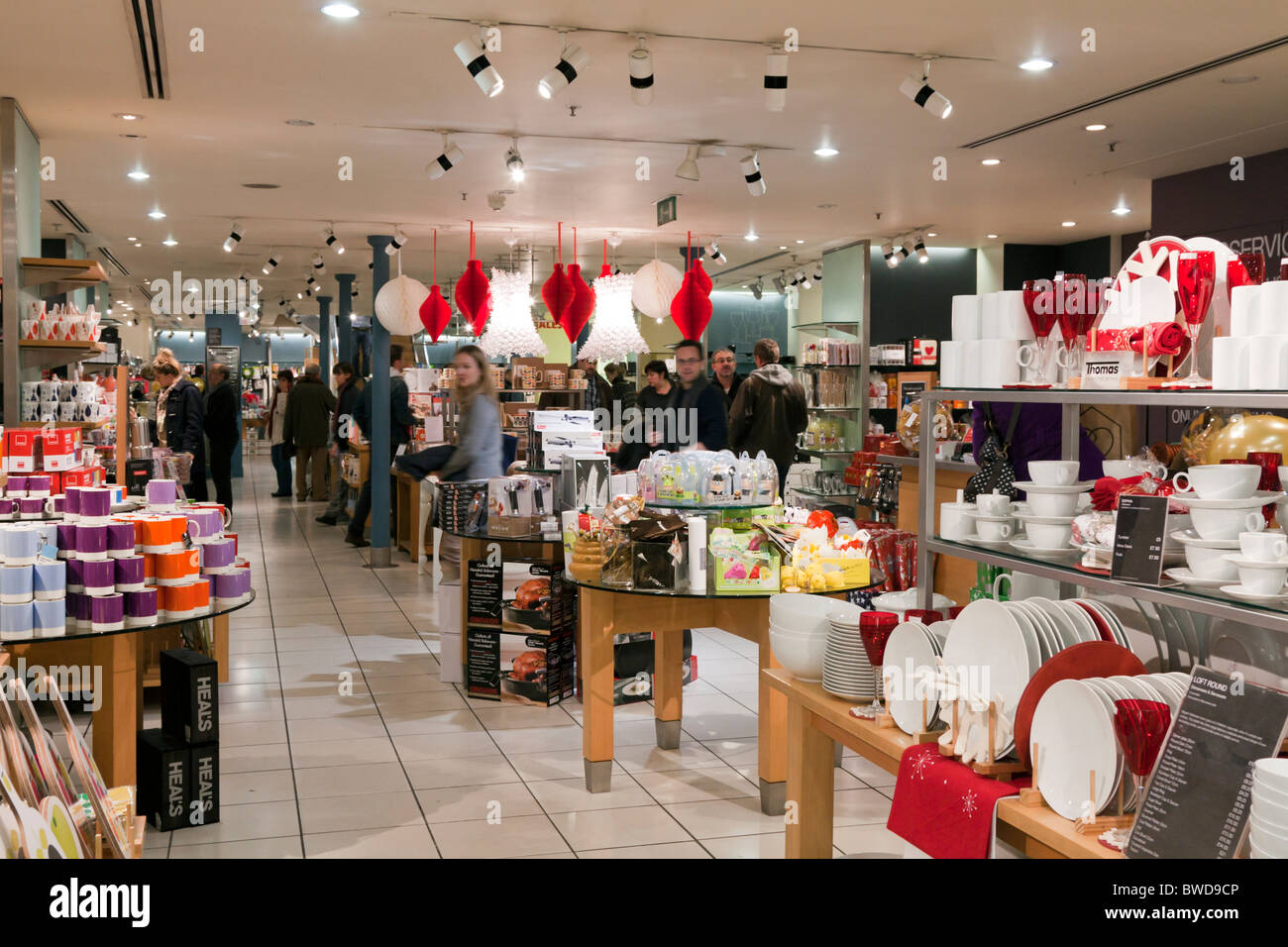 Uk household goods hires stock photography and images Alamy