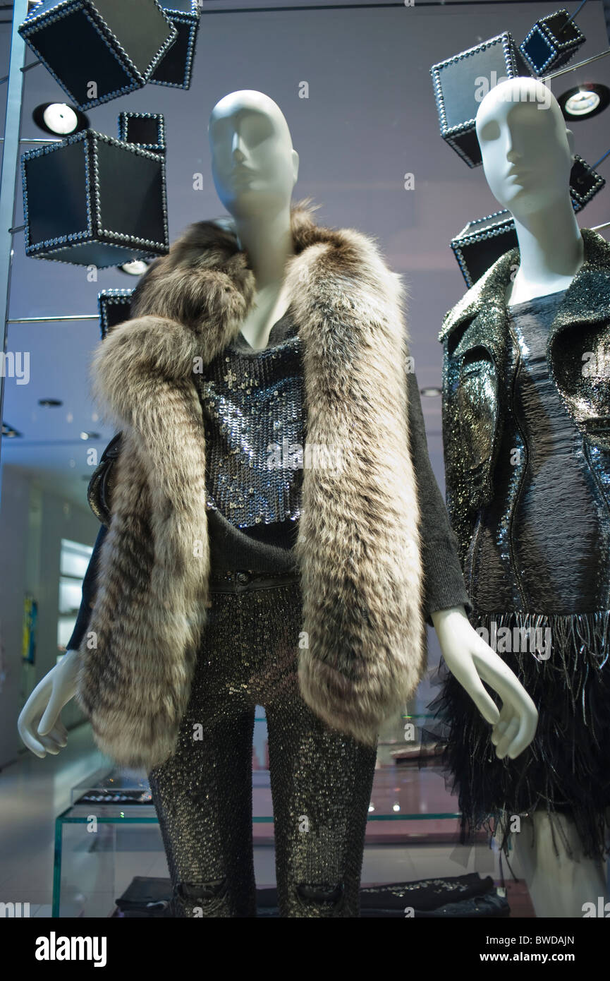 Blumarine Fashion Luxury Store in Paris, France Editorial Stock Photo -  Image of luxury, avenue: 148706523