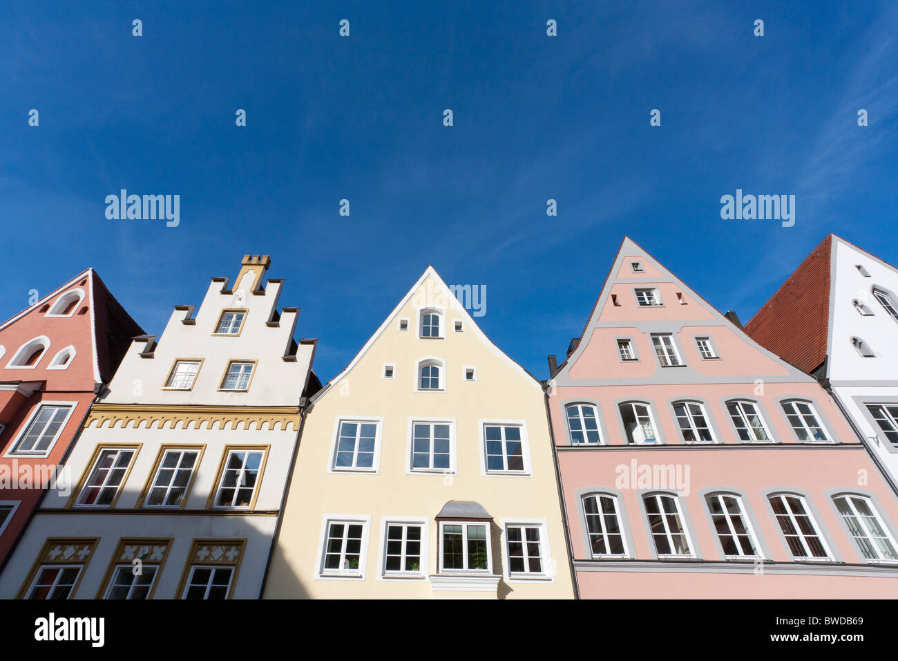 HOUSES, LUDWIGSTRASSE, LANDSBERG AM LECH BAVARIA, GERMANY Stock Photo