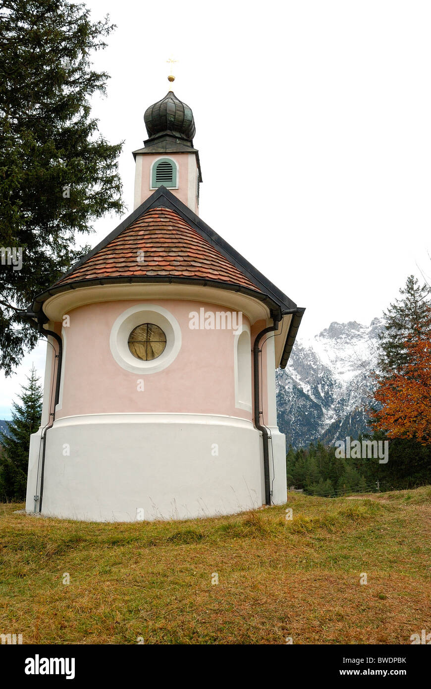 Chapel Maria Koenigin Lake Lautersee  Mittenwald bavaria germany Stock Photo