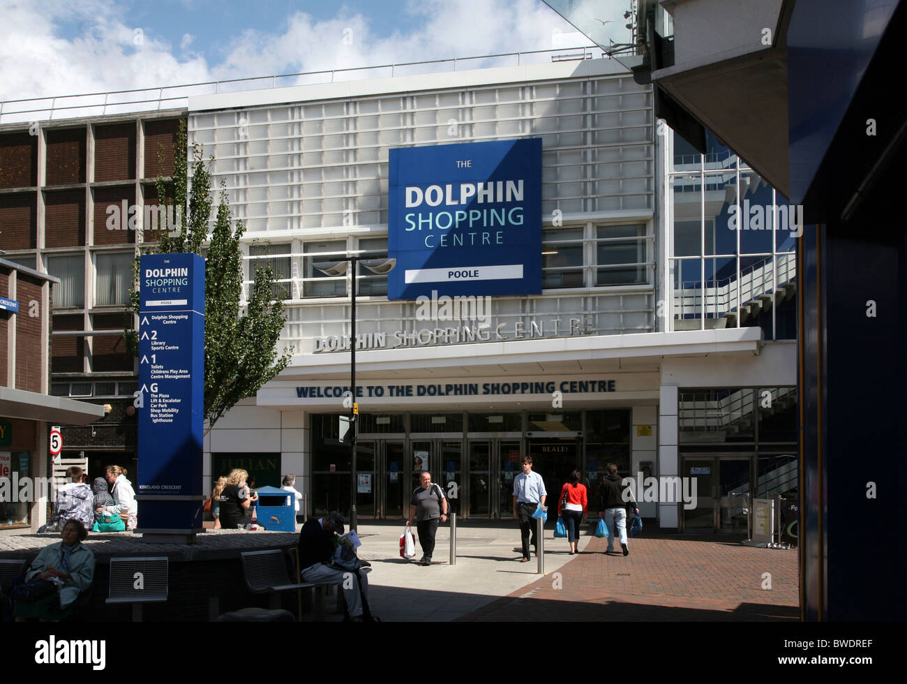 Falkland Square entrance to The Dolphin Centre, a popular shopping mall