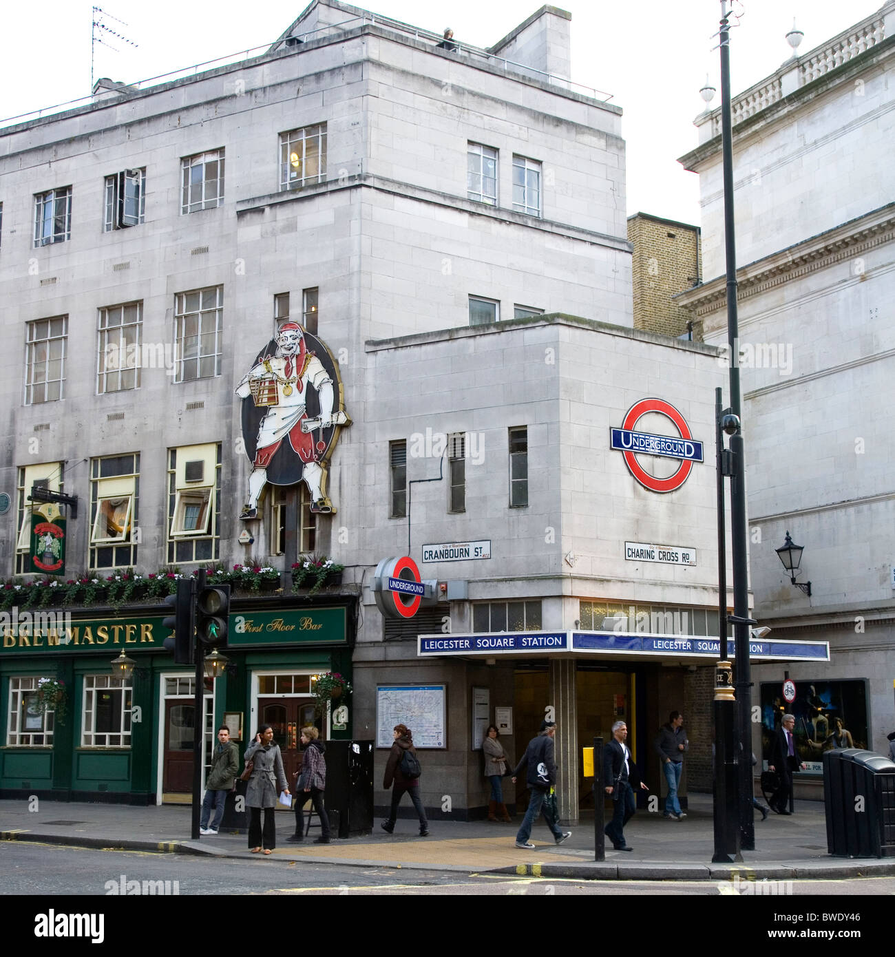 Leicester Square Tube Station Stock Photo: 32883430 - Alamy