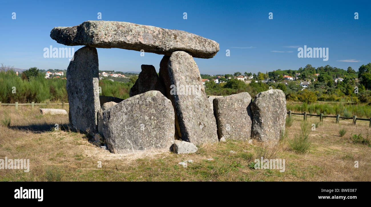 Pedra da Orca, burial tomb (dolmen) in the Beira Alta district of Portugal Stock Photo