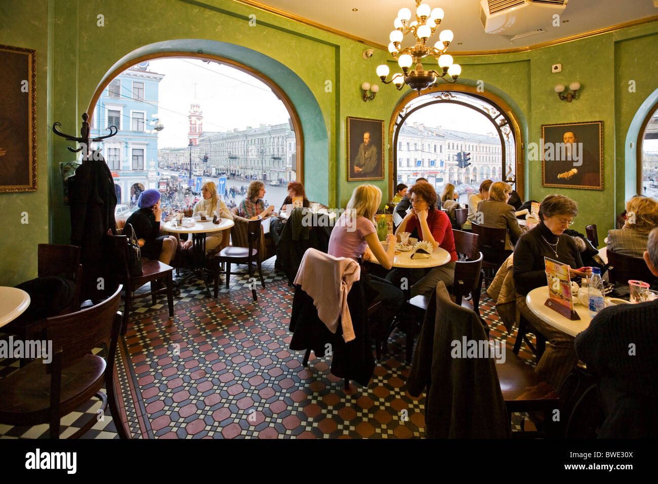 Dostoevsky House Hi res Stock Photography And Images Alamy dostoevsky-house-hi-res-stock-photography-and-images-alamy