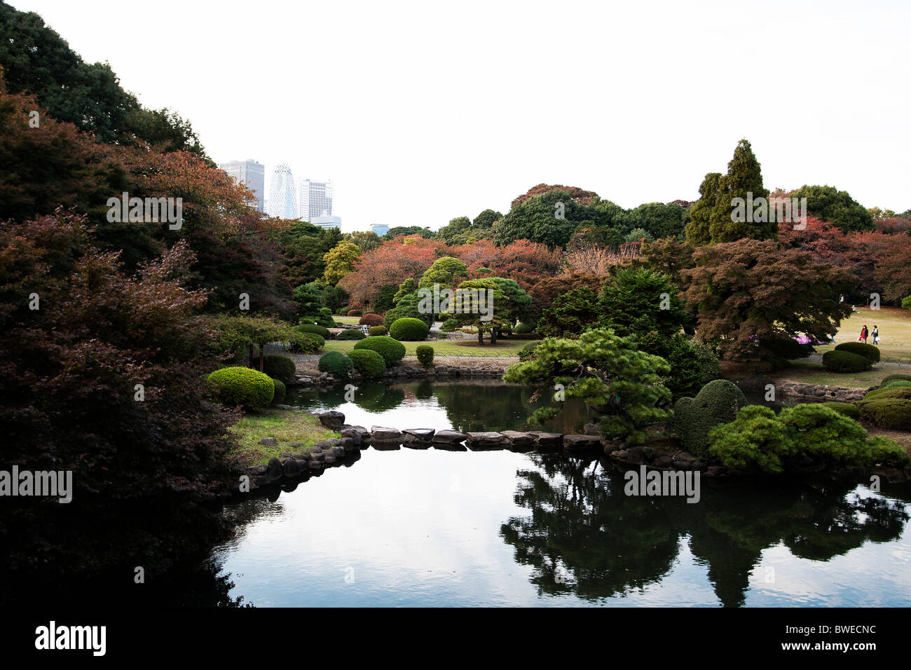 Shinjuku Gyoen National Garden Stock Photo - Alamy