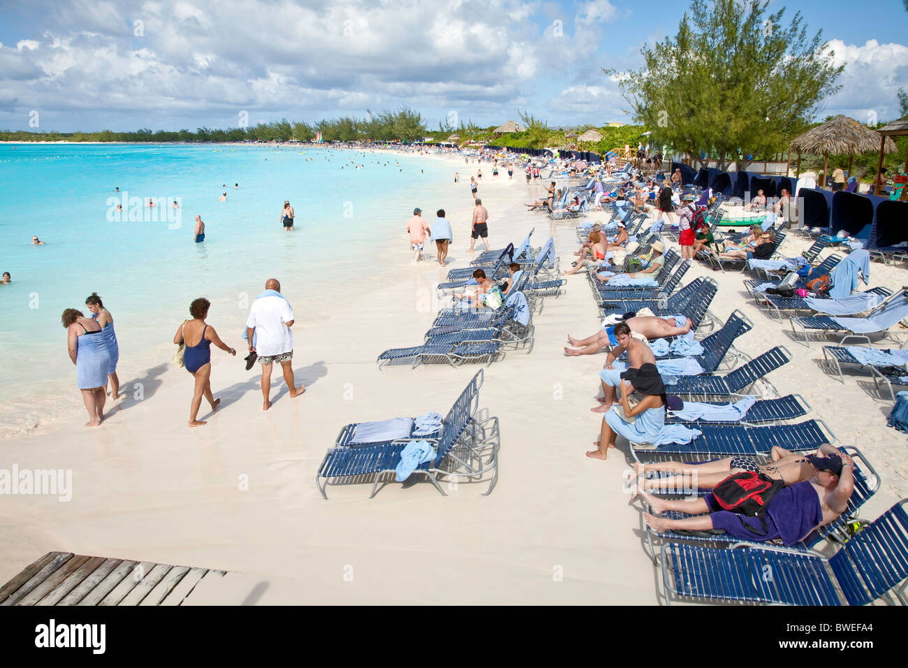 Half Moon Cay Hi Res Stock Photography And Images Alamy