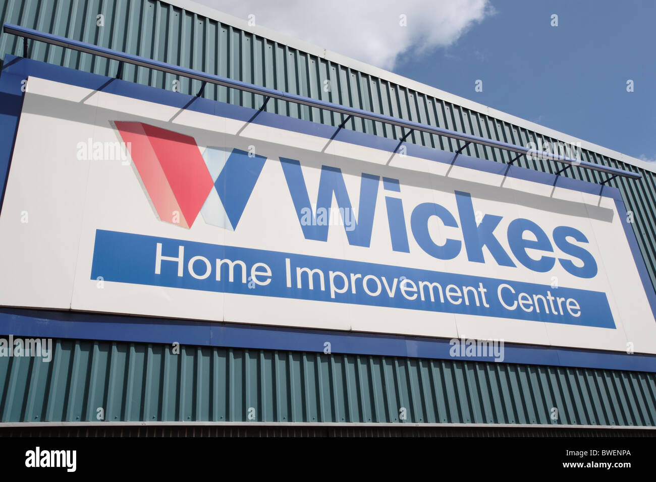 Wickes logo hires stock photography and images Alamy